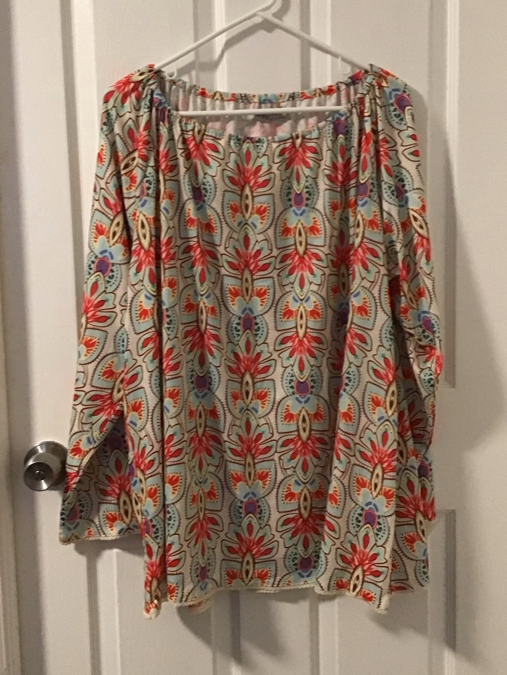 NWOT! MISSLOOK Boho Floral Peasant Tunic in Cream, Coral and Turquoise
